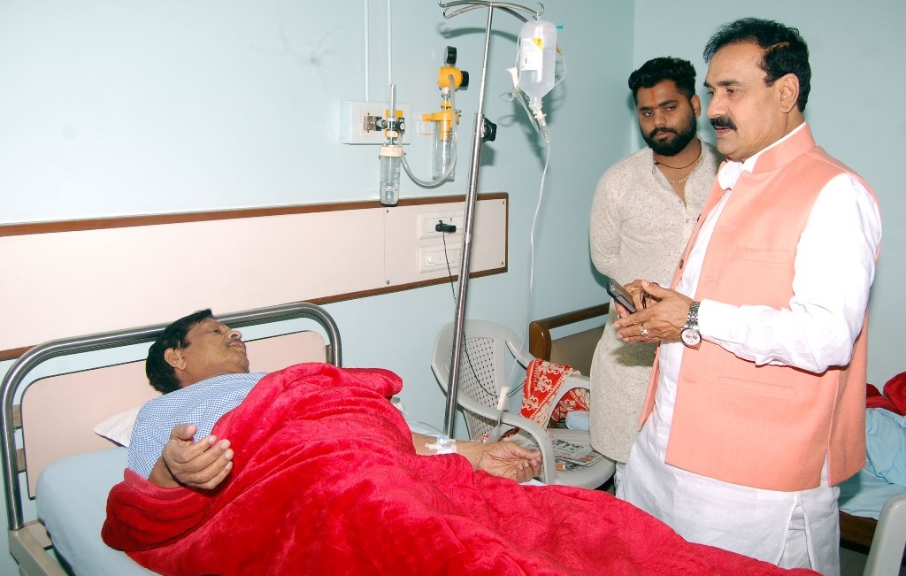 PR Minister Dr. Mishra gathers information about health of 2 scribes