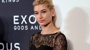  Hailey Baldwin poses topless for campaign 
