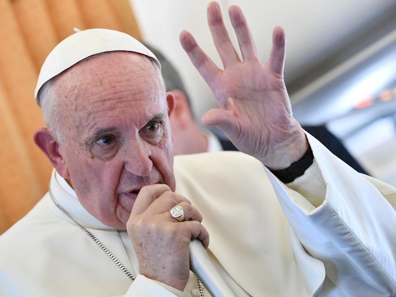  Graft  destroys entire populations  says Pope 