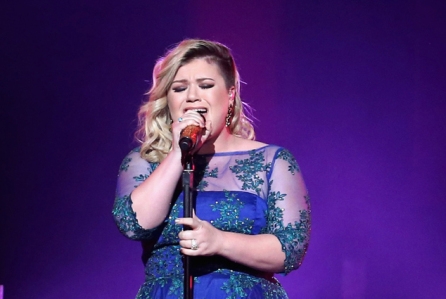  Kelly Clarkson joins  The Voice  as coach 