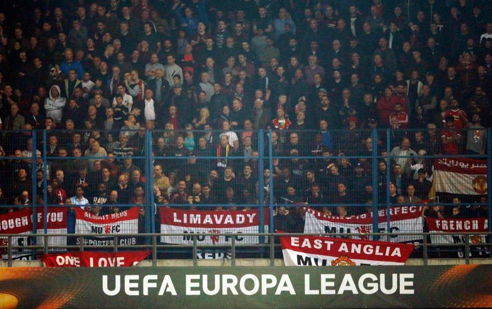  Ajax, Man United set up final clash in Europa League (Lead) 