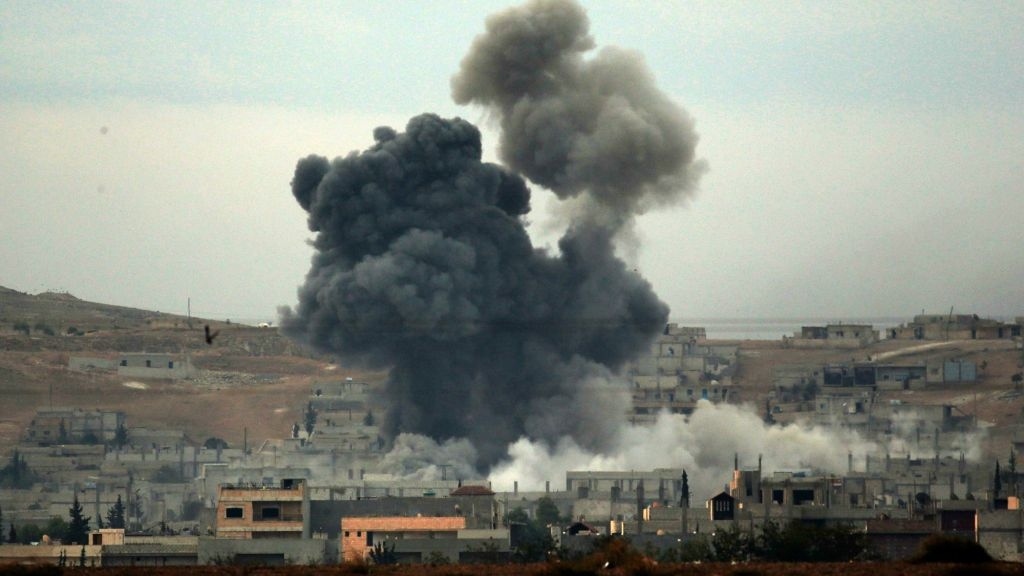  Fresh US-led airstrike kills 12 in Syria 