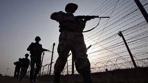  Indian, Pakistani troops trade fire on LoC 