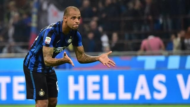  Ex-Brazil midfielder Felipe Melo banned for punching opponent 