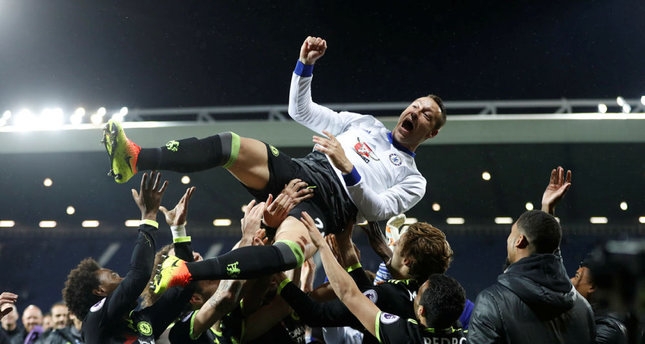  Chelsea beat West Bromwich to clinch EPL title (Lead) 