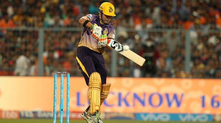  Gambhir pulls up batsmen after losing to Mumbai 