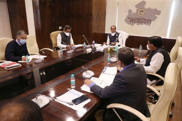 Multi Modal Logistic Parks should be set up within time-limit – CM Chouhan
