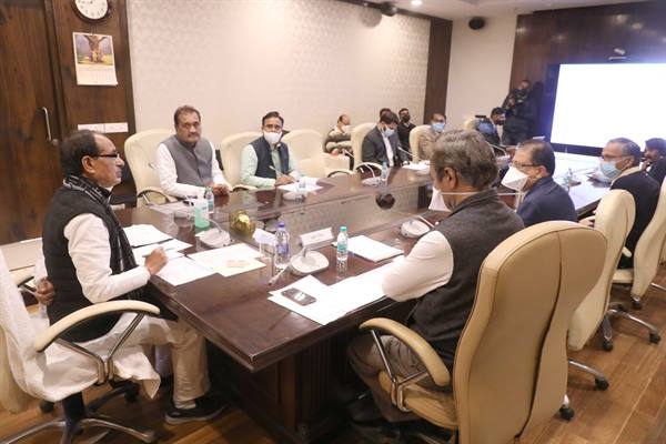 Engineers Skilled in Technical Work Should Be Posted in Villages: Chief Minister Chouhan