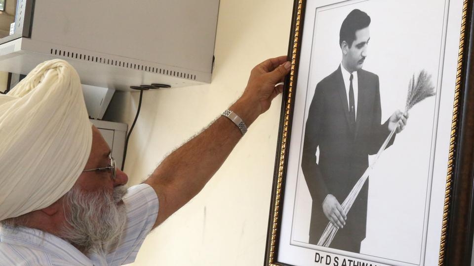   Father of wheat revolution  D.S. Athwal passes away in US 