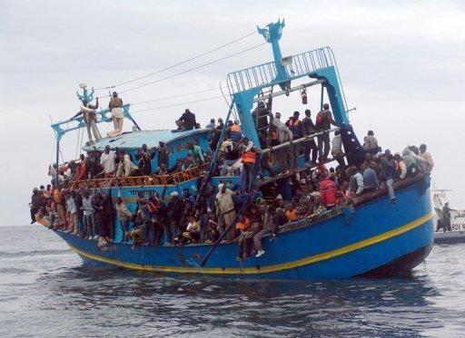  Boat with 512 migrants, seven corpses aboard reaches Sicily 