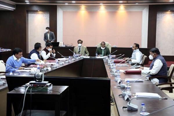 Ministers Should Play a Lead Role in Vaccination Work: CM Chouhan