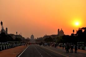  Hot Tuesday morning in Delhi 