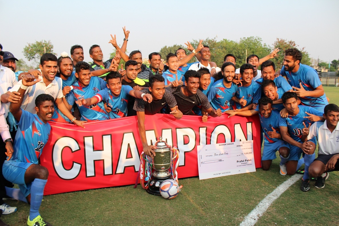  Selected footballers from Santosh Trophy, universities train under Constantine 