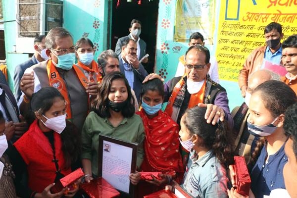 Women will have their own foodgrain shop in Sagoria Ka Pura