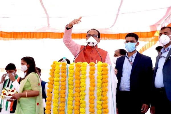 Water Will Reach Every Household through Tap in Jal Jeevan Mission: Chief Minister Chouhan