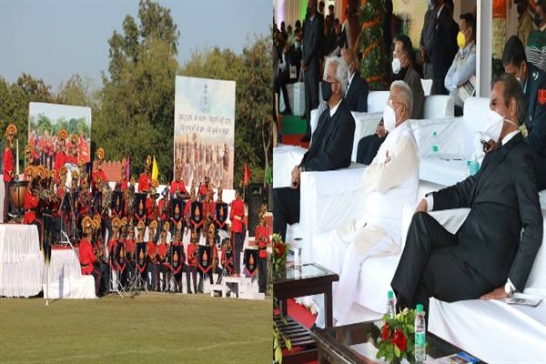 R-Day celebrations conclude with ‘Beating the Retreat’ with Governor Patel as chief guest