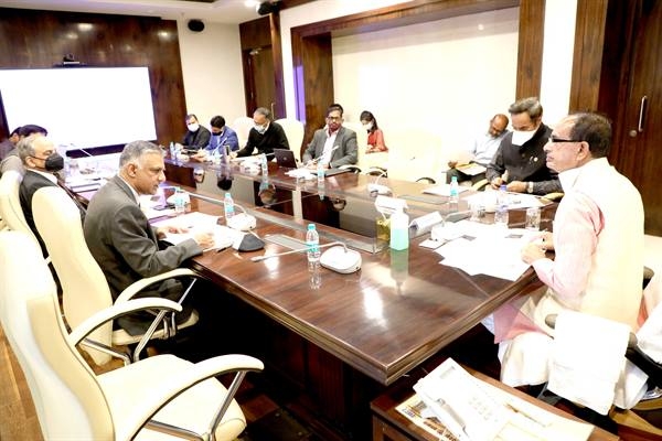Suggestions of Experts Will Be Used in the Process of Preparing the Budget: Chief Minister Chouhan