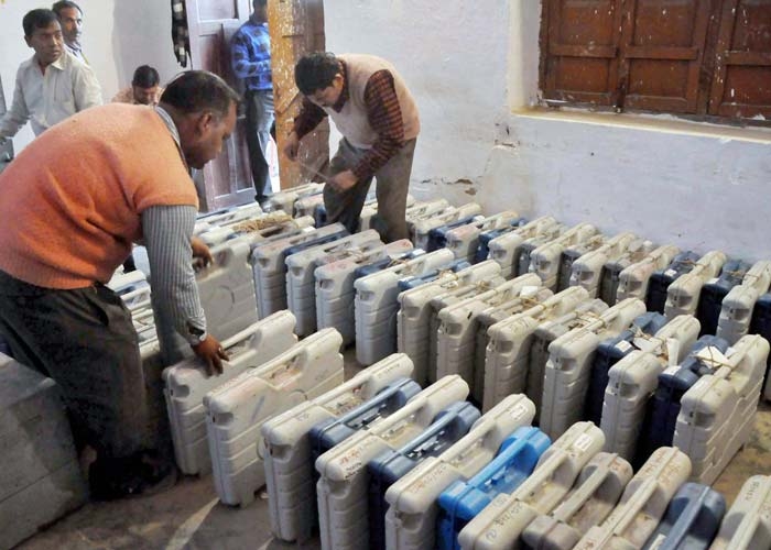  Parliamentary panel summons EC officials over electoral reforms 