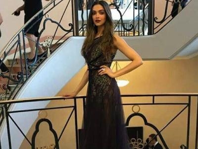  Poised, loose-tressed Deepika slays it at Cannes red carpet 