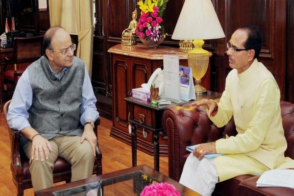 CM Chouhan meets Union Finance and Defence Minister Jaitley
