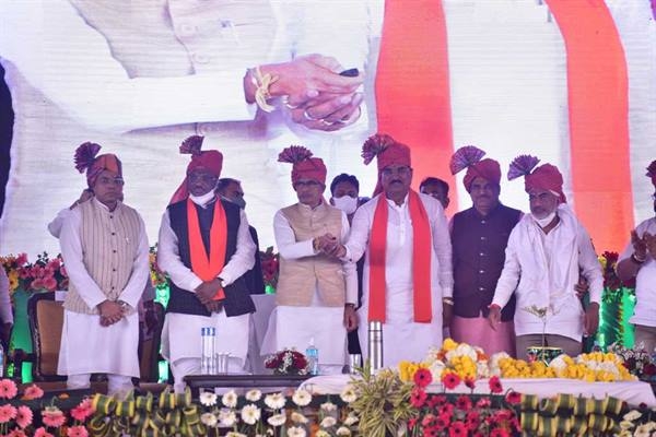 We did the miracle of depositing Rs one lakh 76 thousand crore in the accounts of farmers in 22 months- CM Chouhan