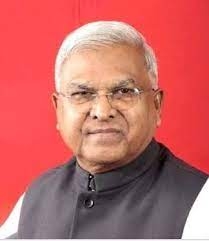 Governor Patel Visited Temples of Maheshwar