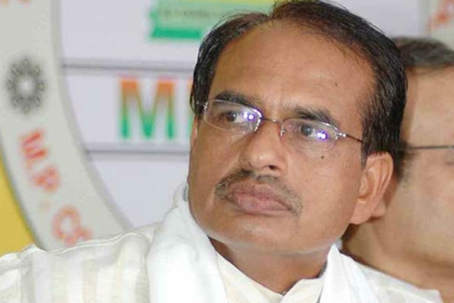 CM Chouhan expresses grief over Union MoS Dave’s death