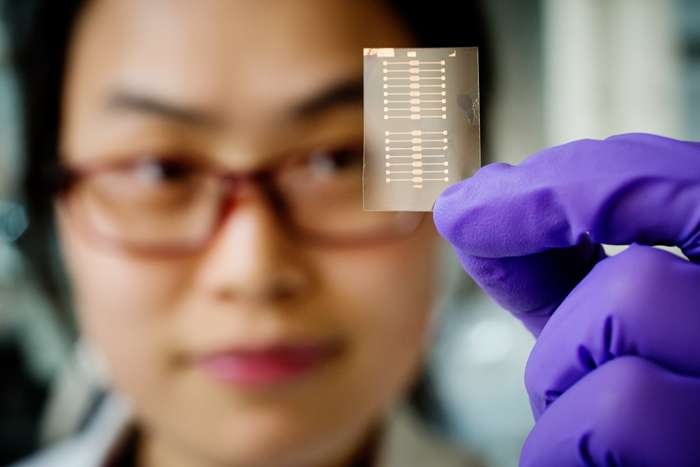  Sensor to detect disease markers in breath, air 