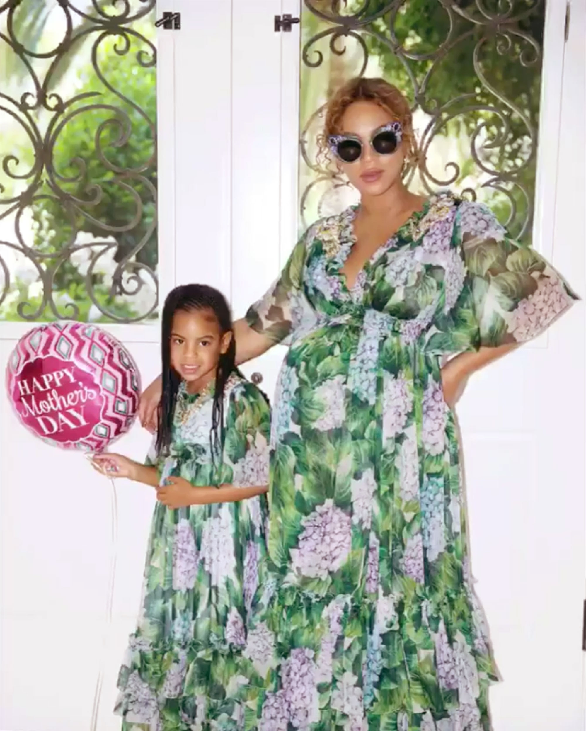  Beyonc celebrates twins with party 