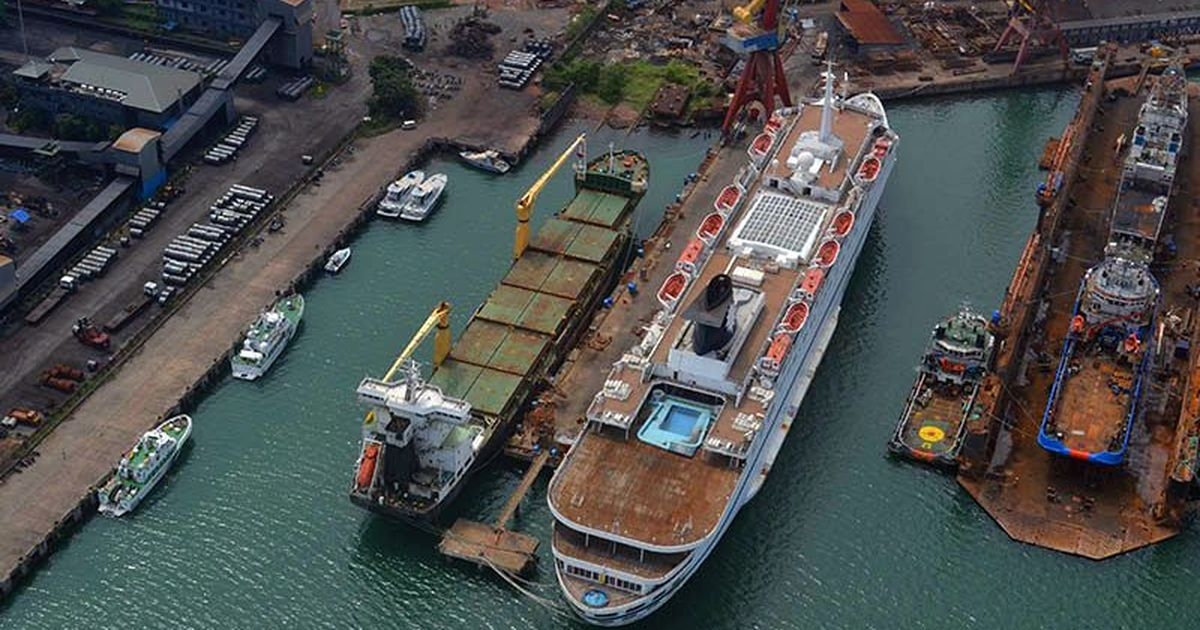  No fear of oil spill, Goa port authority assures CM 