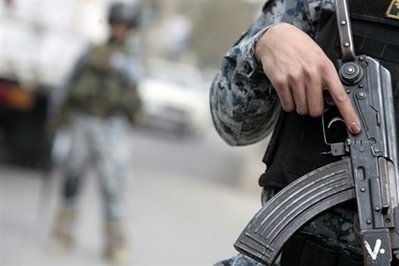  Four suicide bombers killed at army base in Iraq s Diyala 