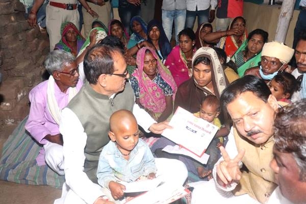 Will dig up and destroy houses of goons: CM Chouhan