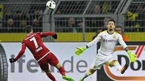  Hertha Berlin sign Australia midfielder Leckie 