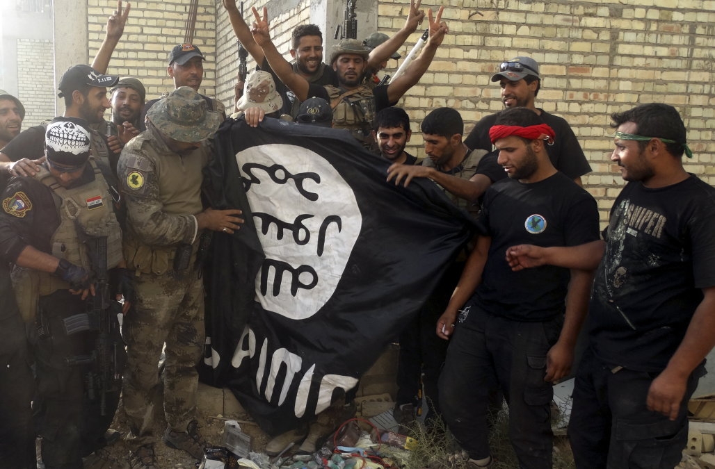  Terror hits Britain: 22 killed in concert bombing claimed by IS (Night Lead) 