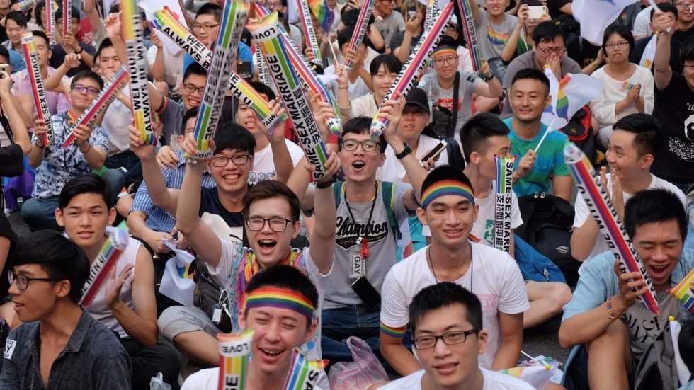  Taiwan s top court rules in favour of gay marriage 