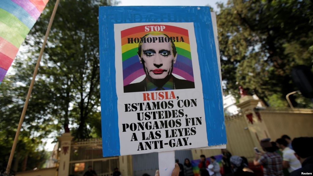  Russia probes  gay purge  in Chechnya 