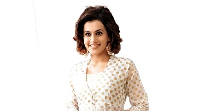  Taapsee revisits her school in Delhi (With Image) 