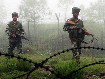  Attack by Pakistan s BAT unit repulsed in Uri, two killed: Army (Second Lead) 