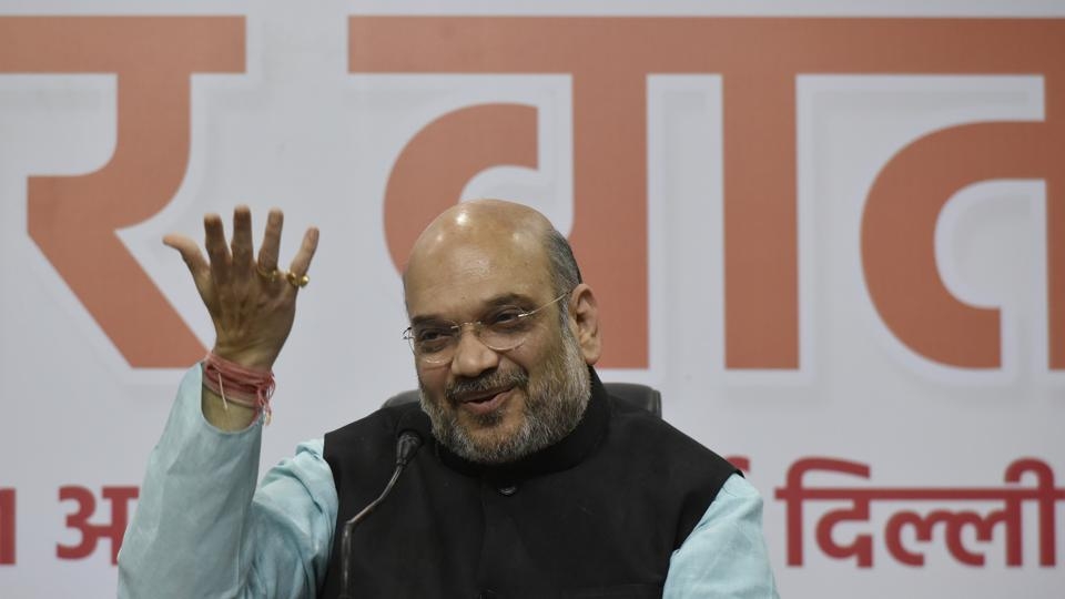  Shah lauds Major Gogoi, hopes J&K situation will look up soon (Lead) 
