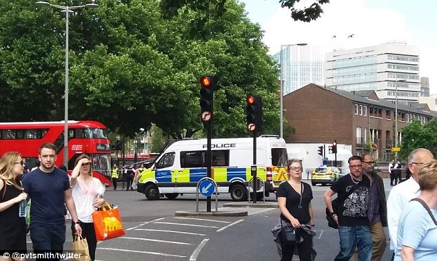  Boyega, 1,000 others evacuated from theatre after bomb alert 