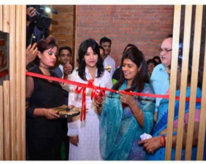  UP s woman minister inaugurates beer bar, courts controversy 