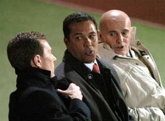  Ex-Brazil coach Luxemburgo takes charge at Recife 