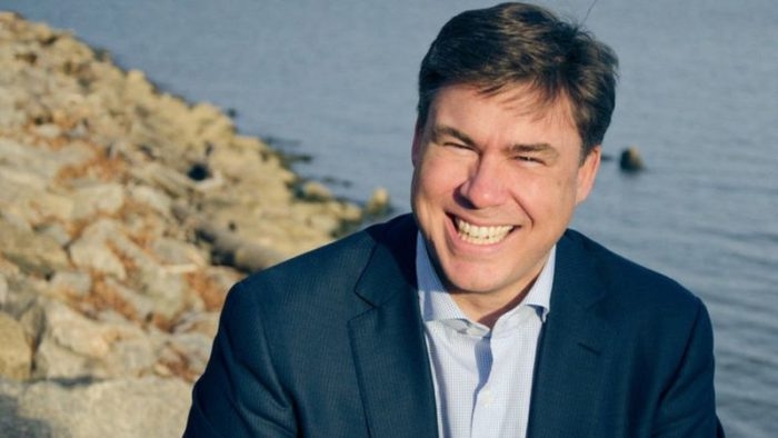  White House Communications Director resigns 