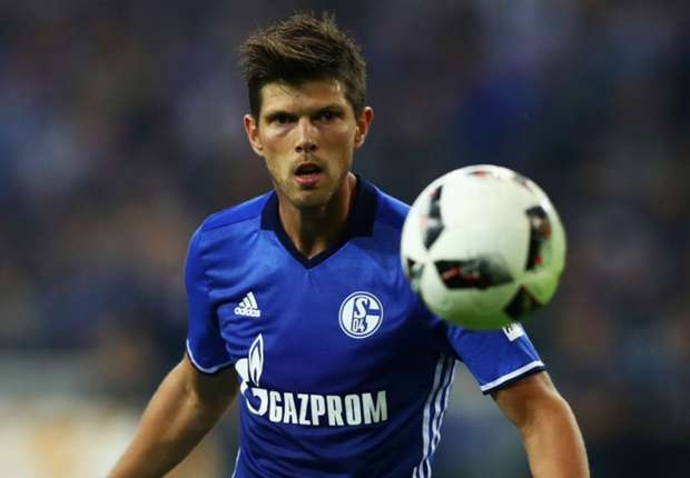  Ajax welcome back striker Huntelaar 