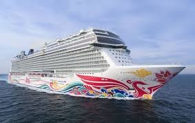  Largest Asian cruise ship starts maiden voyage 