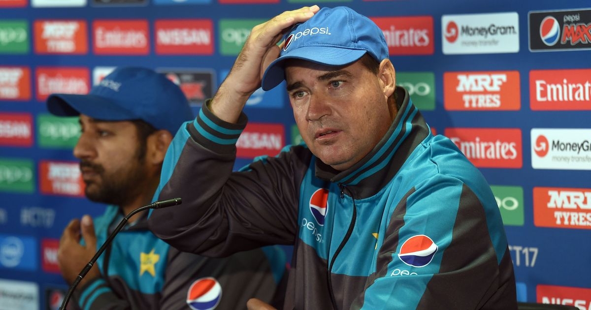  Pakistan were below par against India, says coach Arthur 