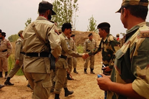  BSF, Pakistan Rangers meet to hold Baba Chamliyal fair 