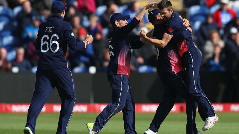  England beat New Zealand, become first team to reach semi-finals (Lead) 