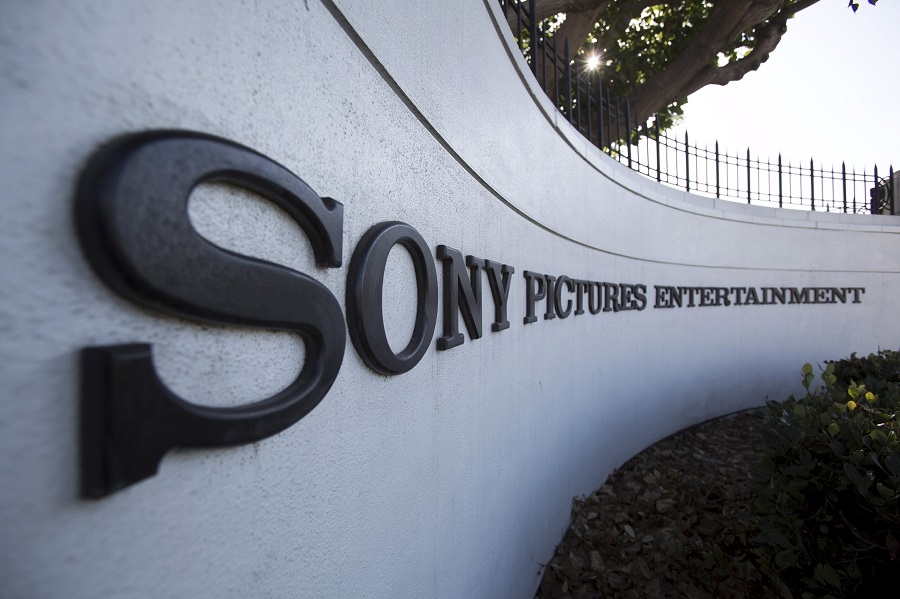  Sony to release censored cuts of its own films 