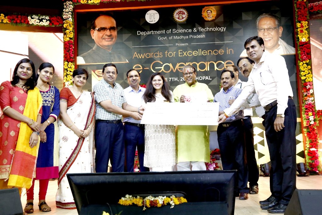 Former Mandla Collector Lokesh Jatav Becomes E-Governance Champion